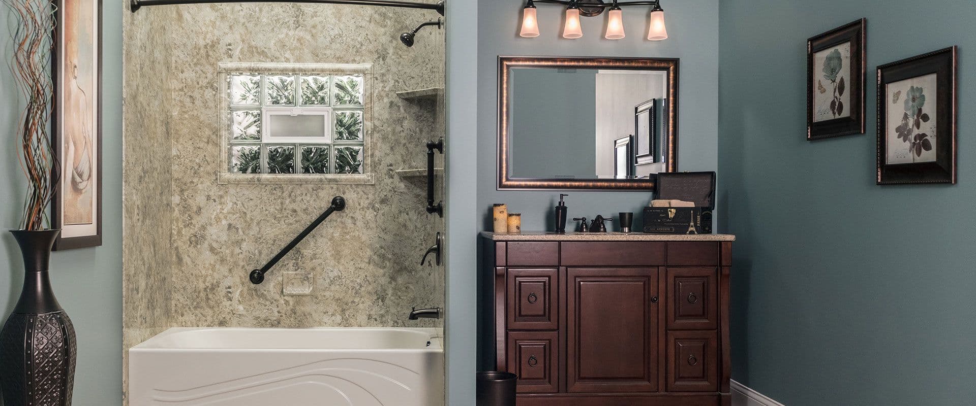 Bathroom with tub